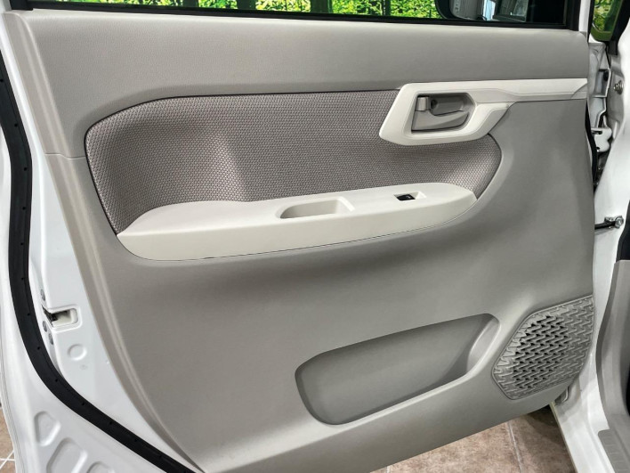 2016 Daihatsu Move DBA-LA150S (UW-6a17b235b9e08)[26]