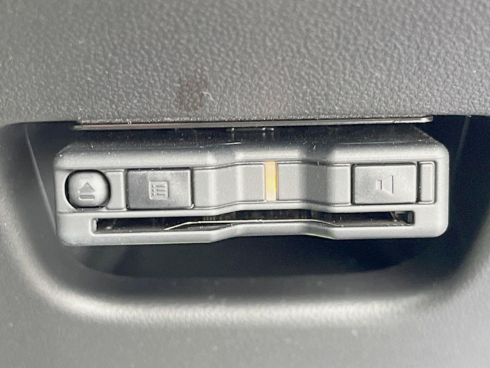 2017 Daihatsu Cast DBA-LA250S (UW-6a17b23756c96)[24]