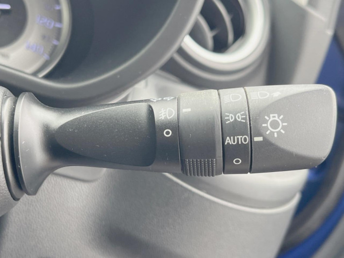 2017 Daihatsu Cast DBA-LA250S (UW-6a17b23756c96)[29]