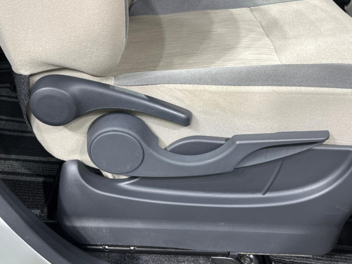 2019 Daihatsu Cast DBA-LA250S (UW-6a17b238b88ec)[22]