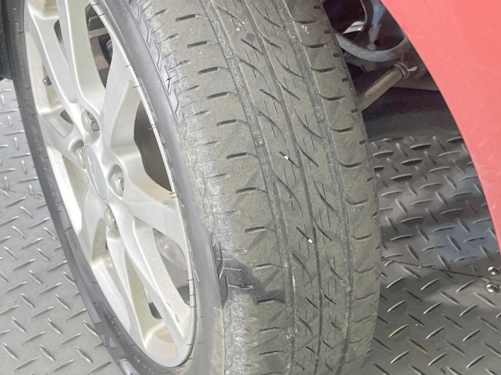 2013 Daihatsu Tanto DBA-LA600S (UW-6a17b24019470)[10]