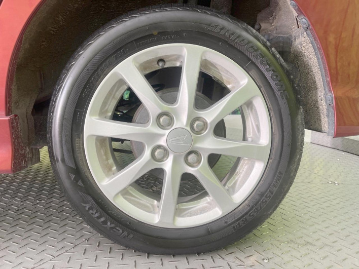 2013 Daihatsu Tanto DBA-LA600S (UW-6a17b24019470)[11]