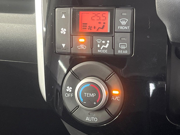 2016 Daihatsu Tanto DBA-LA600S (UW-6a17b242a961f)[20]