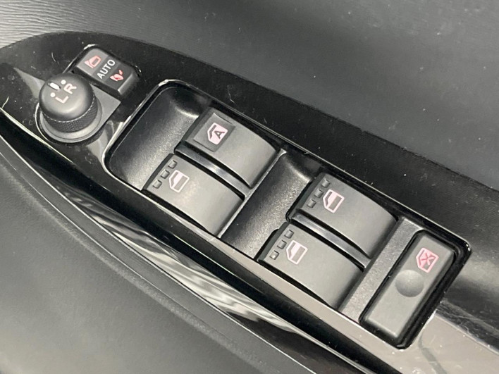 2016 Daihatsu Tanto DBA-LA600S (UW-6a17b242a961f)[13]