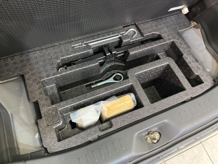 2018 Daihatsu Tanto DBA-LA600S (UW-6a17b2448ee1f)[9]