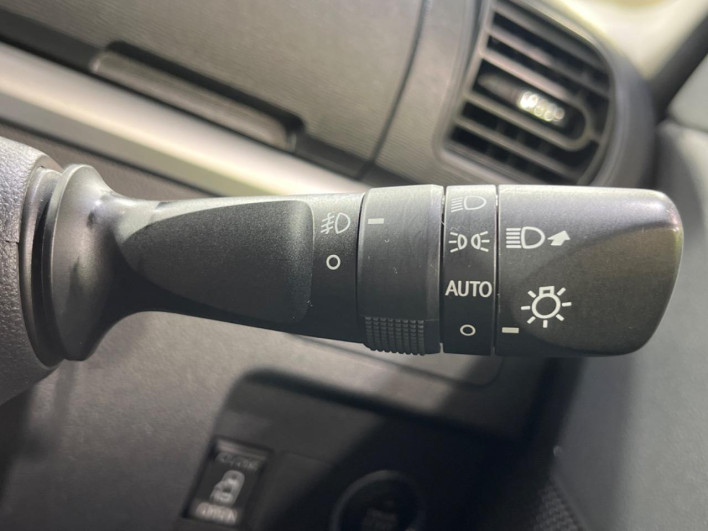 2016 Daihatsu Tanto DBA-LA610S (UW-6a17b246ec4d7)[17]