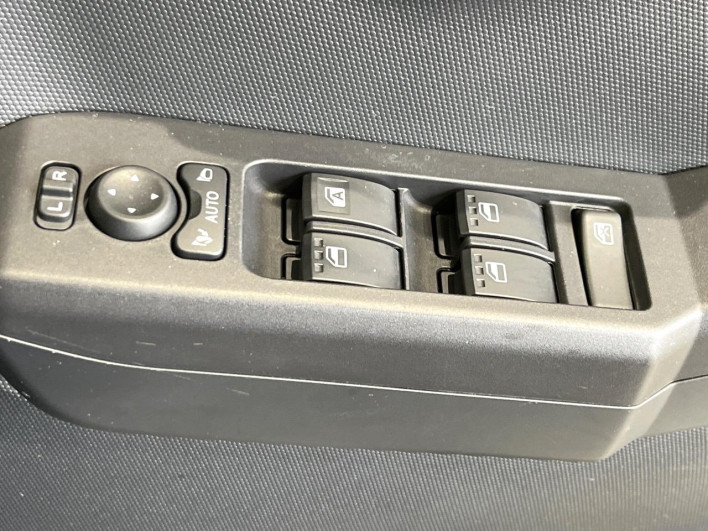 2020 Daihatsu Taft 6BA-LA910S (UW-6a17b259529e1)[15]