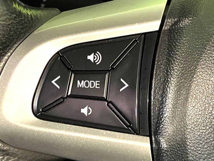 2017 Toyota Roomy DBA-M900A (UW-6a17b25d6d5f4)[22]