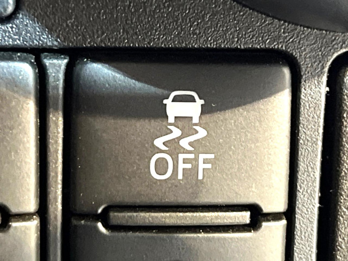 2017 Toyota Roomy DBA-M900A (UW-6a17b25d6d5f4)[10]