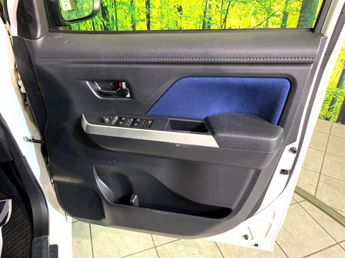 2017 Toyota Roomy DBA-M900A (UW-6a17b25d6d5f4)[7]