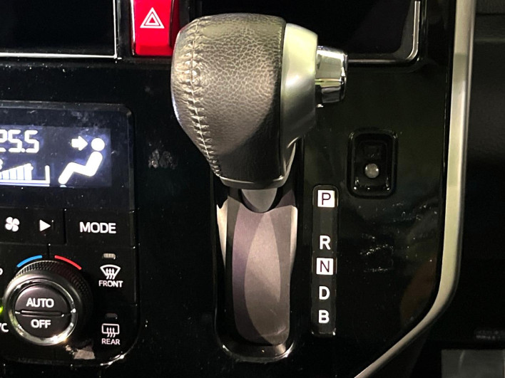 2017 Toyota Roomy DBA-M900A (UW-6a17b25d6d5f4)[18]