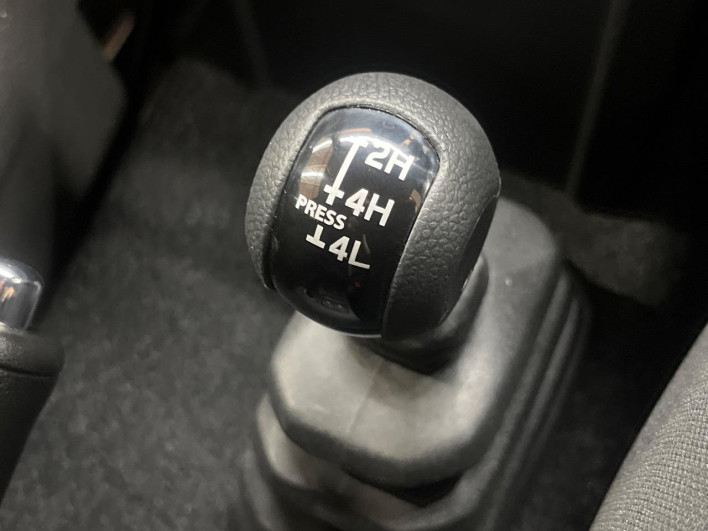 2025 Suzuki Jimny Nomad 3BA-JC74W (UW-6a17b26cb2d73)[22]