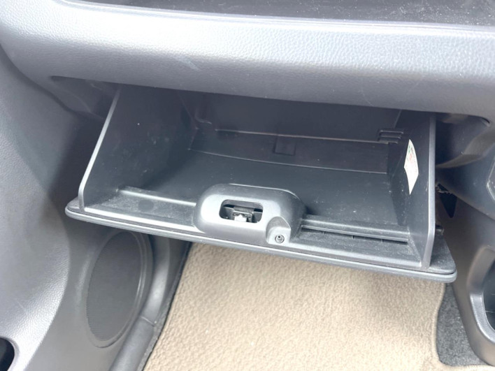 2012 Nissan Moco DBA-MG33S (UW-6a17b276658c8)[14]
