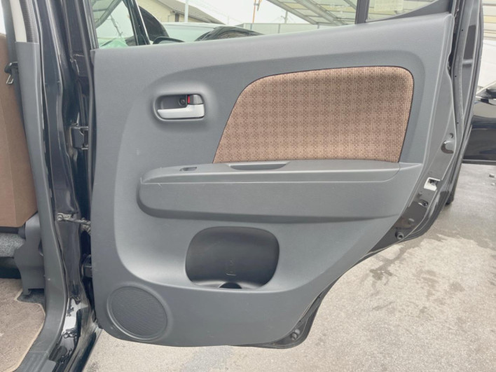 2014 Nissan Moco DBA-MG33S (UW-6a17b27843e5d)[20]