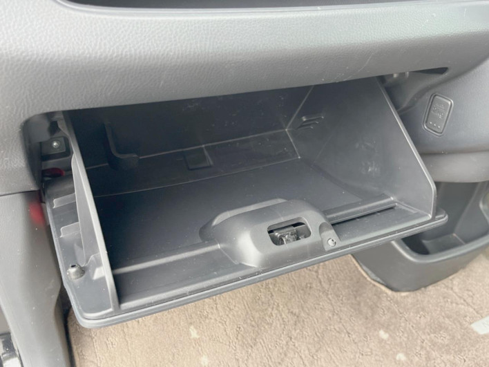 2014 Nissan Moco DBA-MG33S (UW-6a17b27843e5d)[16]