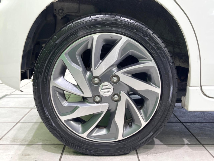 2015 Suzuki Spacia Custom DBA-MK32S (UW-6a17b2809dc39)[28]