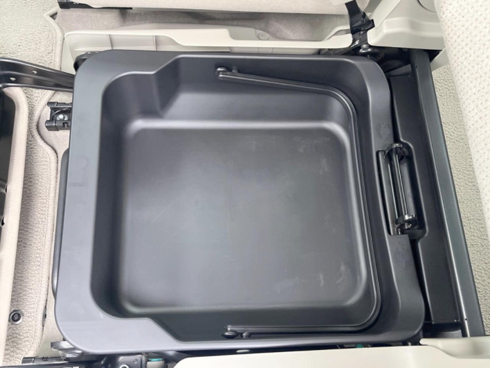 2017 Suzuki Spacia DAA-MK42S (UW-6a17b2818167b)[25]