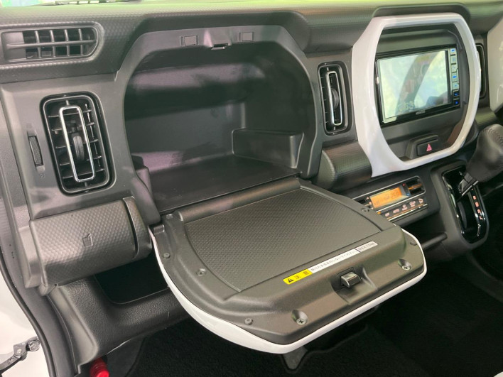 2023 Suzuki Hustler 5AA-MR92S (UW-6a17b29f14eb9)[14]