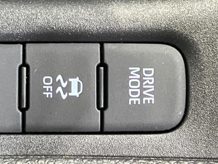 2021 Toyota Yaris 5BA-MXPA10 (UW-6a17b2af1327b)[16]