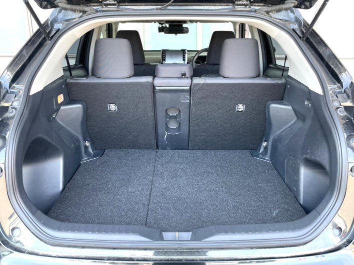 2020 Toyota Yaris Cross 5BA-MXPB10 (UW-6a17b2b0828b9)[10]