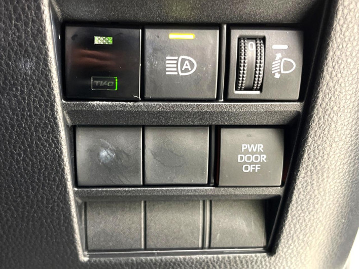 2023 Toyota Noah 6BA-MZRA90W (UW-6a17b2d1324b1)[12]