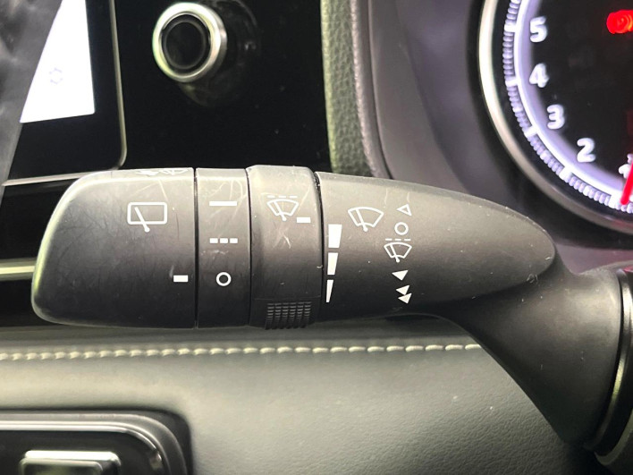 2023 Toyota Noah 6BA-MZRA90W (UW-6a17b2d1324b1)[16]