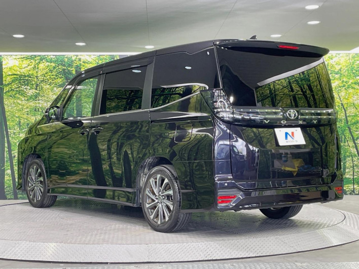 2023 Toyota Voxy 6BA-MZRA90W (UW-6a17b2d2069c4)[18]