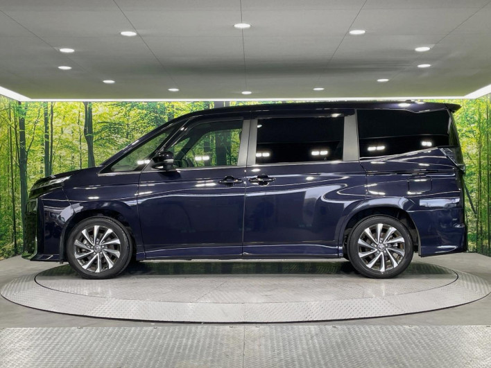 2023 Toyota Voxy 6BA-MZRA90W (UW-6a17b2d2069c4)[19]