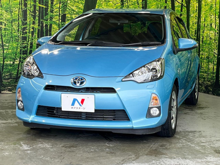 2012 Toyota Aqua DAA-NHP10 (UW-6a17b2d74c042)[0]
