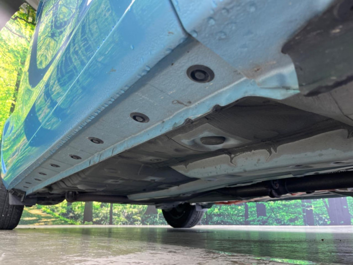 2012 Toyota Aqua DAA-NHP10 (UW-6a17b2d74c042)[26]