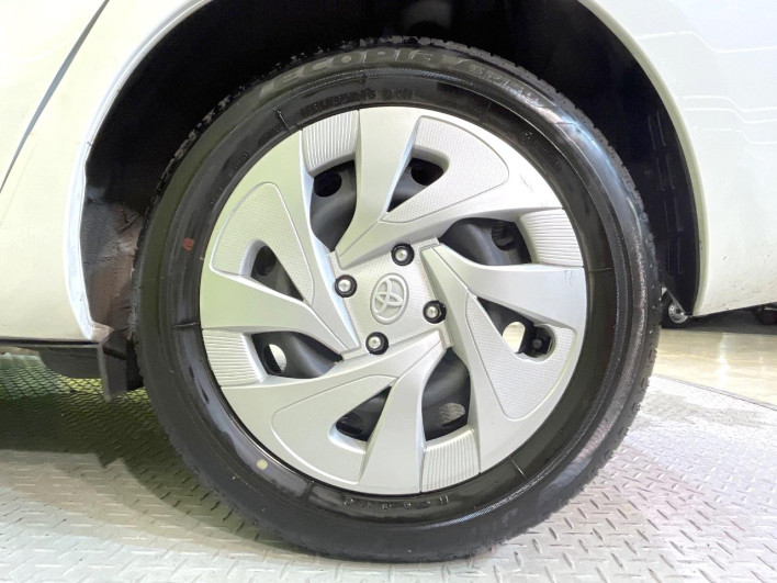 2021 Toyota Aqua 6AA-NHP10 (UW-6a17b2da5c6e7)[5]