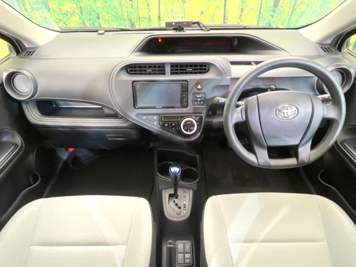 2021 Toyota Aqua 6AA-NHP10 (UW-6a17b2da5c6e7)[15]