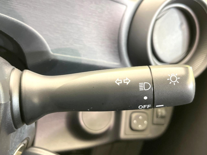 2021 Toyota Aqua 6AA-NHP10 (UW-6a17b2da5c6e7)[24]
