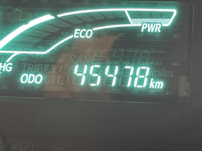 2012 Toyota Aqua DAA-NHP10 (UW-6a17b2da824f0)[2]