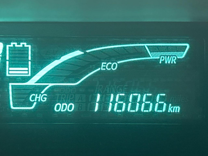 2013 Toyota Aqua DAA-NHP10 (UW-6a17b2dc65280)[2]