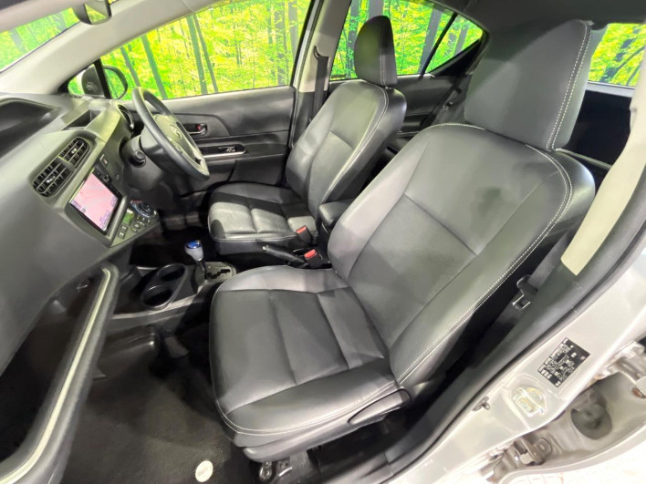 2014 Toyota Aqua DAA-NHP10 (UW-6a17b2dc9c5c1)[25]
