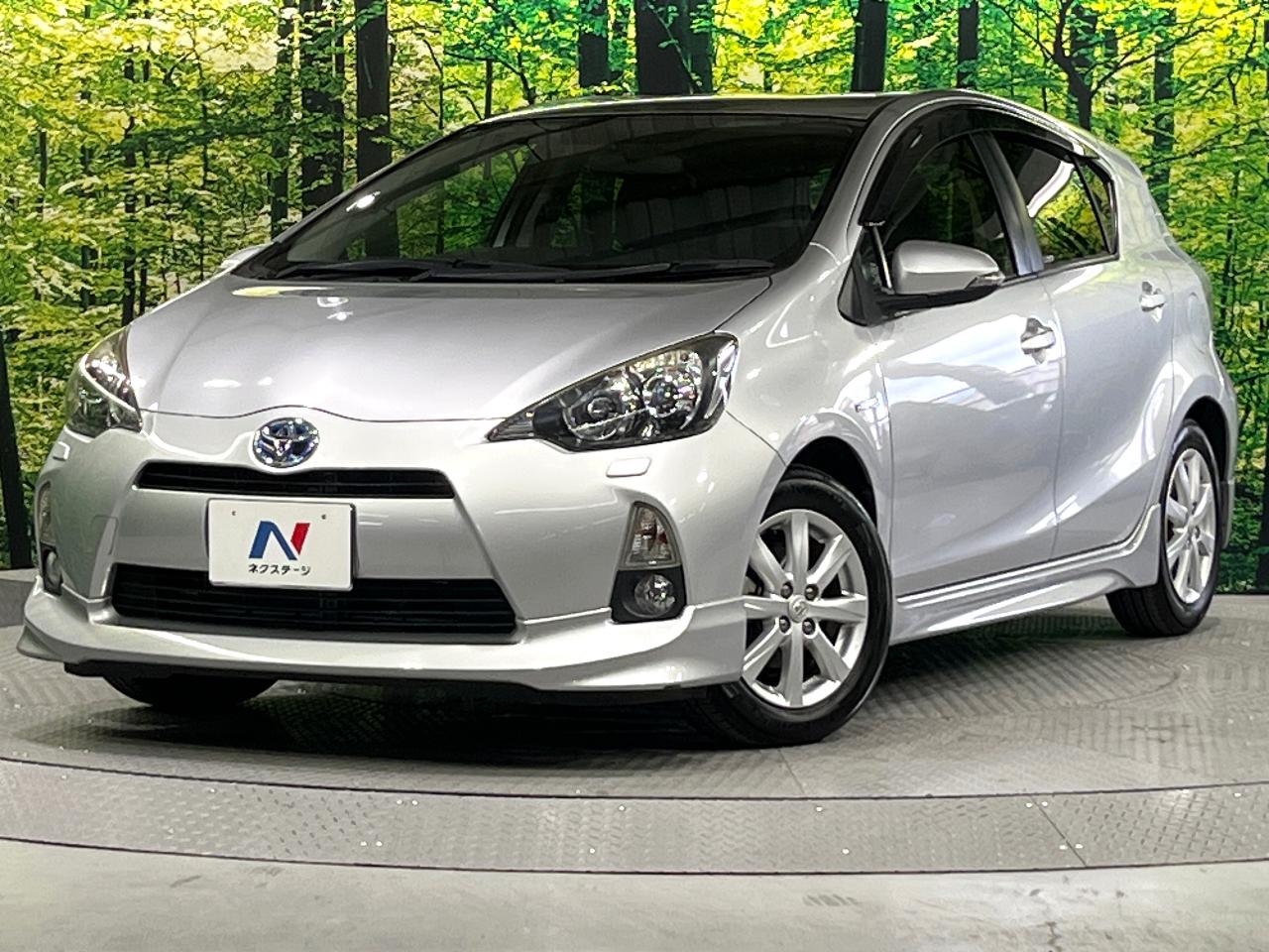 2014 Toyota Aqua DAA-NHP10