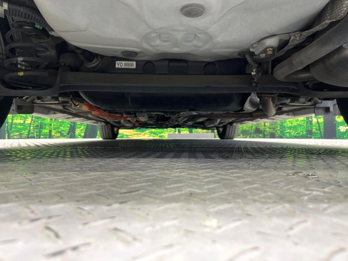 2014 Toyota Aqua DAA-NHP10 (UW-6a17b2dc9c5c1)[17]