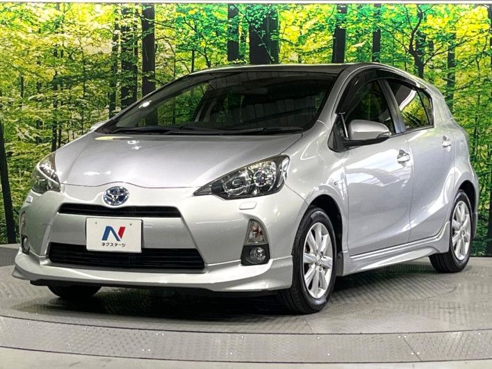 2014 Toyota Aqua DAA-NHP10 (UW-6a17b2dc9c5c1)[5]