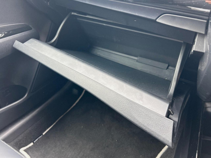 2019 Toyota Corolla Fielder DBA-NRE161G (UW-6a17b2e410b49)[29]