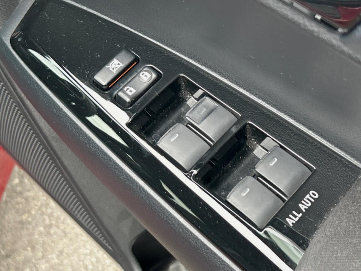 2019 Toyota Corolla Fielder DBA-NRE161G (UW-6a17b2e410b49)[19]