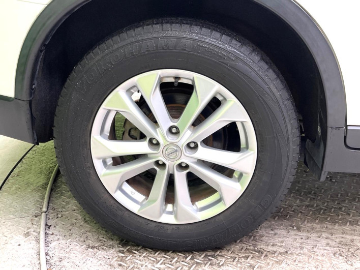2017 Nissan X-Trail DBA-NT32 (UW-6a17b2e8ad477)[27]