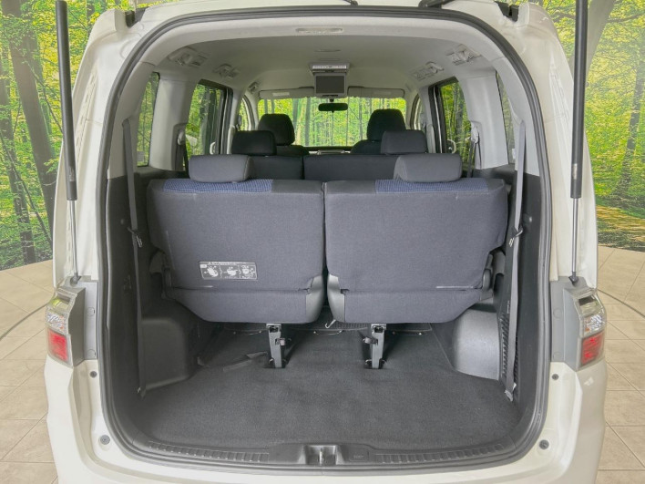 2009 Honda Step Wagon DBA-RG1 (UW-6a17b2f2b804e)[11]