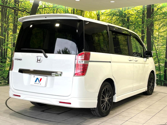 2012 Honda Step Wagon DBA-RK1 (UW-6a17b2f2bf0a1)[10]