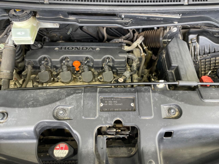 2013 Honda Stepwgn Spada DBA-RK5 (UW-6a17b2f48a7b8)[4]