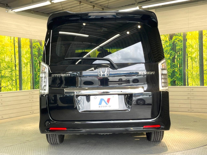 2015 Honda Stepwgn Spada DBA-RK5 (UW-6a17b2f4c1e16)[9]