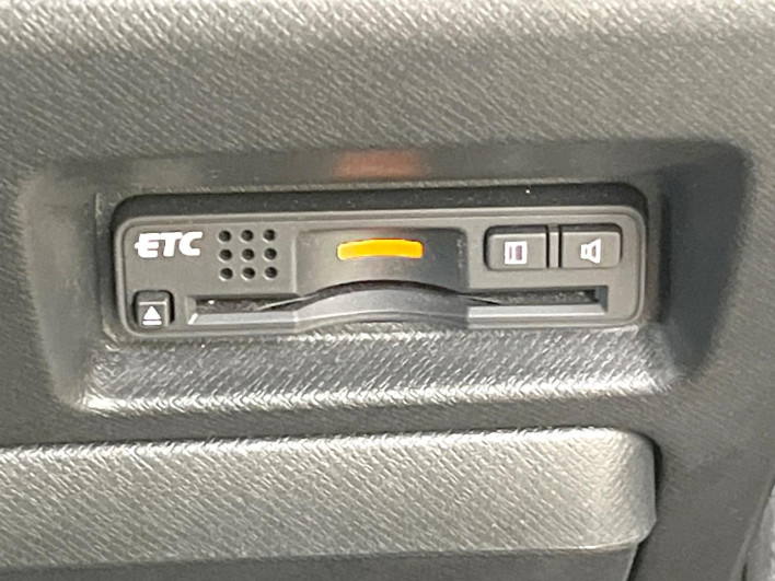 2015 Honda Stepwgn Spada DBA-RK5 (UW-6a17b2f4c1e16)[26]