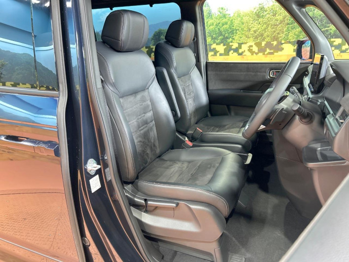 2024 Honda Step Wagon 6AA-RP8 (UW-6a17b2f62e13a)[22]