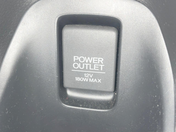 2014 Honda VEZEL DAA-RU3 (UW-6a17b2f74d948)[25]
