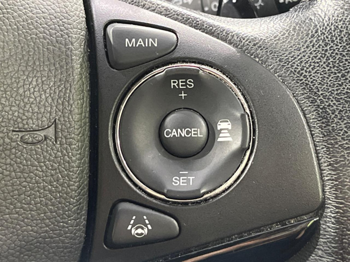 2017 Honda VEZEL DAA-RU4 (UW-6a17b2faebd72)[27]